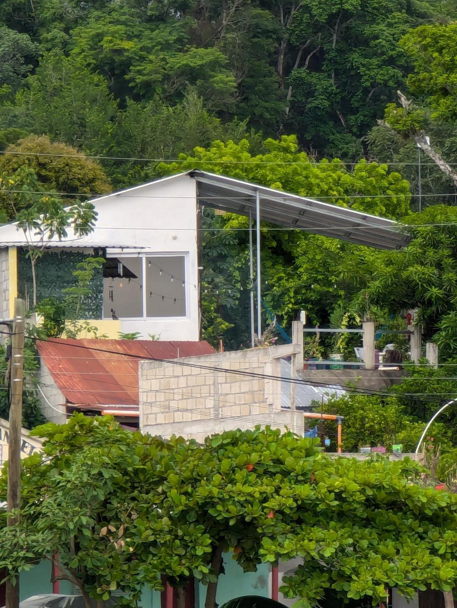 Apartmán Casa Zoila Hospedaje Frente Al Lago Lakefront Lodging Flores Exteriér fotografie